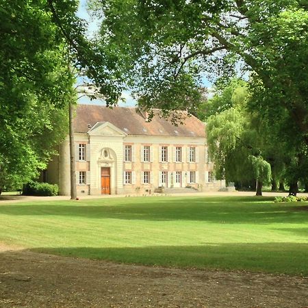 Domaine De Vauluisant Villa Courgenay Exterior photo