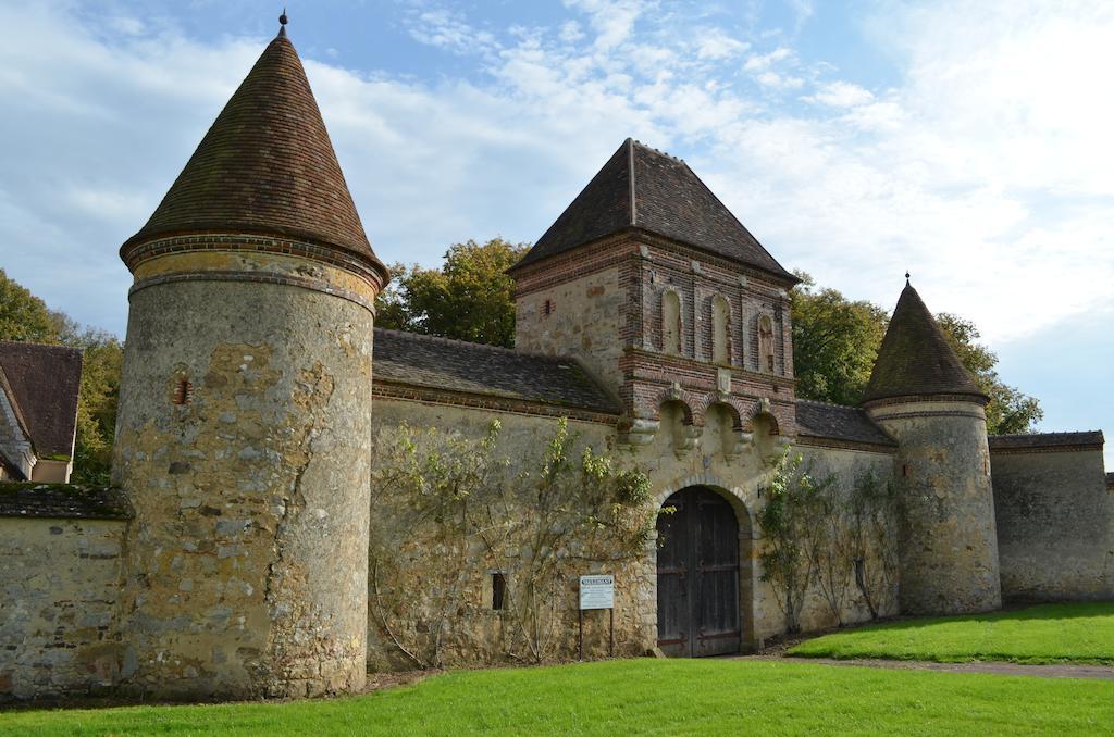 Domaine De Vauluisant Villa Courgenay Exterior photo