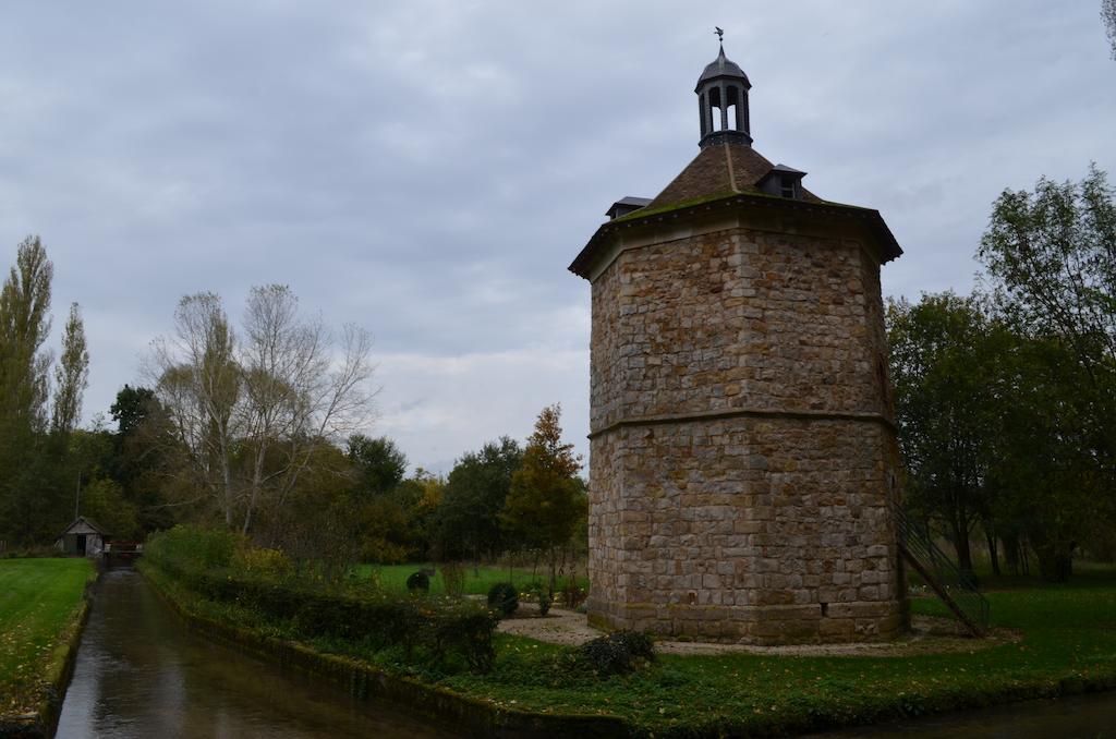 Domaine De Vauluisant Villa Courgenay Exterior photo