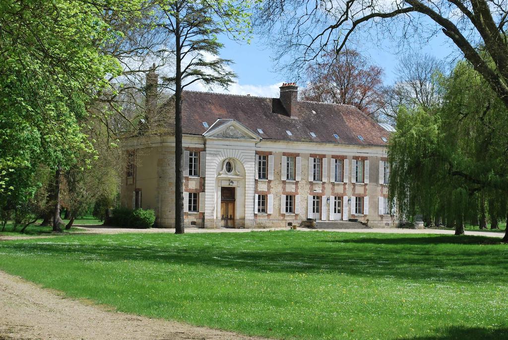 Domaine De Vauluisant Villa Courgenay Room photo