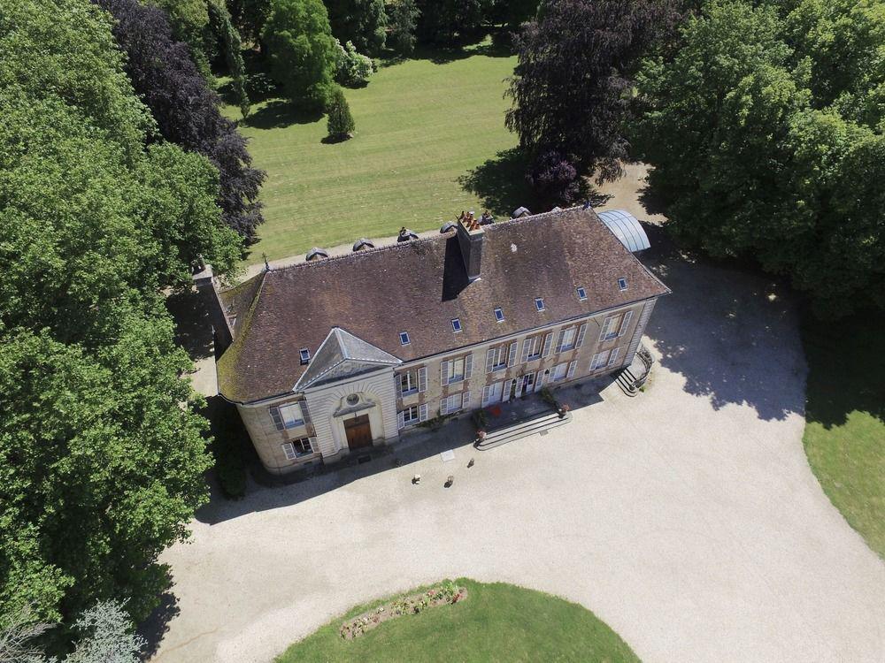 Domaine De Vauluisant Villa Courgenay Exterior photo